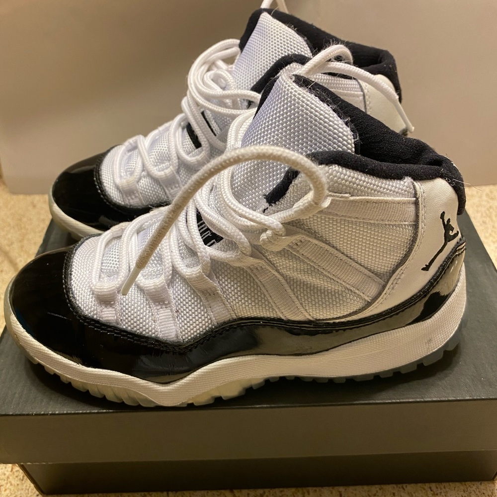 Boys Jordan’s for sale, in good condition